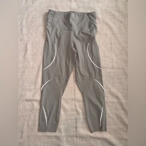 Lululemon size 8